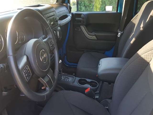 Jeep Wrangler Unlimited 2015 photo 9